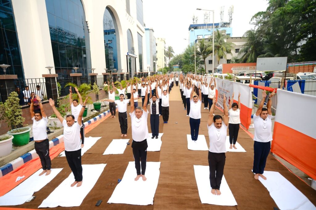 Yoga at STF on IDY 2026