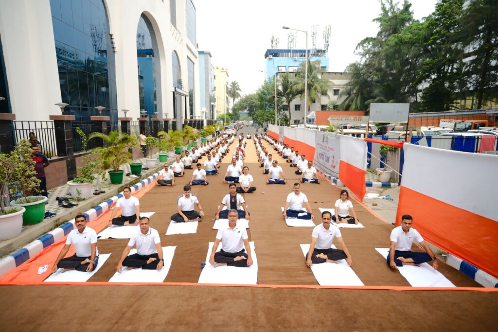 Yoga at STF on IDY 2026